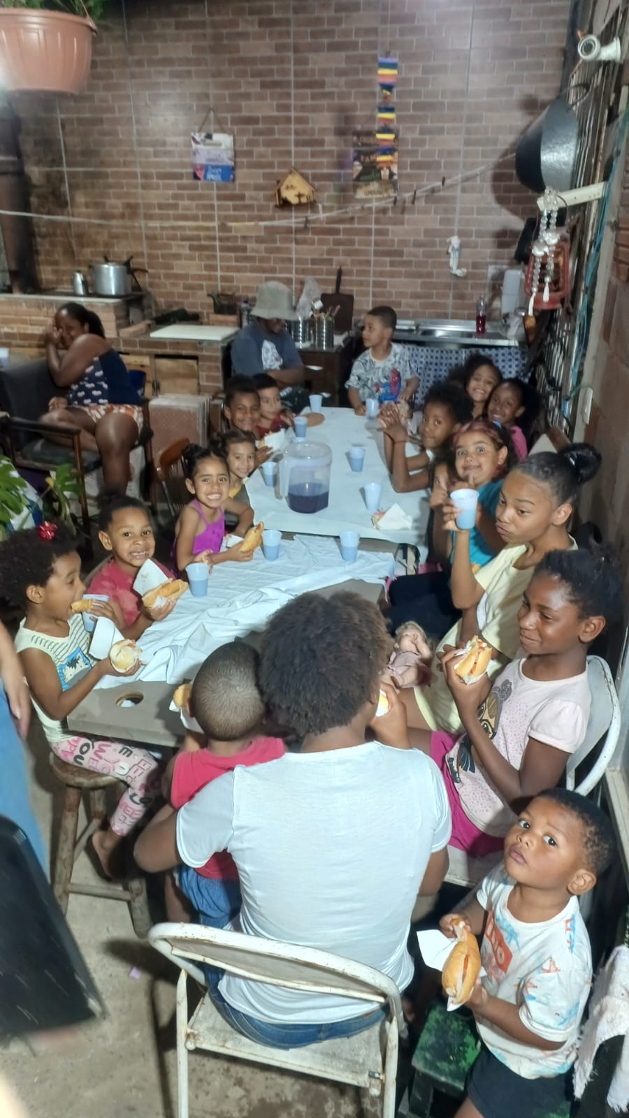 Lanche da tarde com a criançada